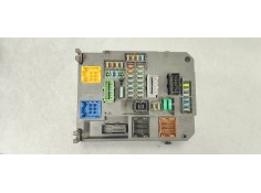 Recambio de caja reles / fusibles para citroen c4 picasso 1.6 hdi 120 fap referencia OEM IAM 9806687980  