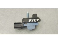 Recambio de sensor para toyota aygo x 1.0i 72 referencia OEM IAM 8983A02080  