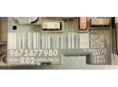 Recambio de caja reles / fusibles para peugeot 3008 1.6 hdi 112 fap referencia OEM IAM 9675877980  