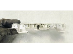 Recambio de luz central de freno para toyota auris 1.4d4d 90 fap referencia OEM IAM   