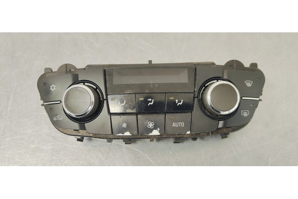 Recambio de mando climatizador para opel insignia berlina 2.0cdti 130 fap referencia OEM IAM 13273097  