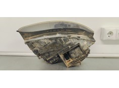 Recambio de faro izquierdo para audi a4 berlina (8e) 1.9 tdi (96kw) referencia OEM IAM   
