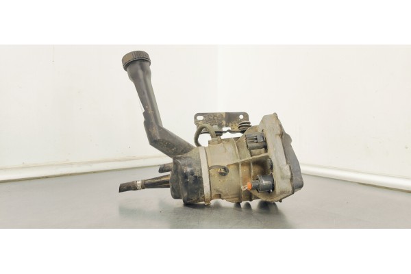 Recambio de bomba direccion para citroen c4 picasso exclusive referencia OEM IAM 9685418680  