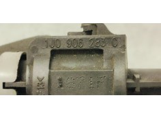 Recambio de valvula aire adicional para volkswagen golf iv berlina (1j1) básico referencia OEM IAM 1J0906283C  