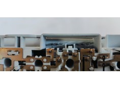 Recambio de luz interior para chevrolet cruze 1.6 i 113 referencia OEM IAM 316627975  