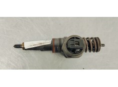 Recambio de inyector para volkswagen golf iv berlina (1j1) 1.9 tdi referencia OEM IAM 038130073F  