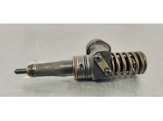 Recambio de inyector para volkswagen golf iv berlina (1j1) 1.9 tdi referencia OEM IAM 038130073F  