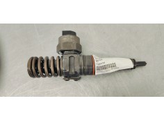 Recambio de inyector para volkswagen golf iv berlina (1j1) 1.9 tdi referencia OEM IAM 038130073F  