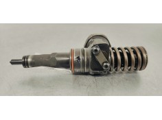 Recambio de inyector para volkswagen golf iv berlina (1j1) 1.9 tdi referencia OEM IAM 038130073F  