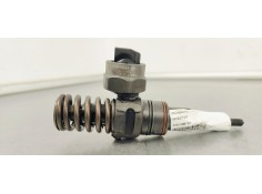 Recambio de inyector para volkswagen golf iv berlina (1j1) 1.9 tdi referencia OEM IAM 038130073F  