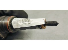 Recambio de inyector para volkswagen golf iv berlina (1j1) 1.9 tdi referencia OEM IAM 038130073F  