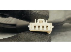 Recambio de enganche cinturon trasero central para peugeot 3008 1.6 hdi 112 fap referencia OEM IAM 9681985380  