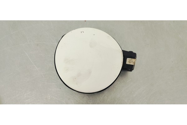 Recambio de tapa exterior combustible para volkswagen golf vi cabriolet (517) 1.6 tdi referencia OEM IAM 5K7809857C  