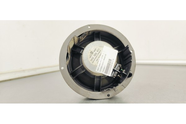 Recambio de sistema audio / radio cd para seat leon (1p1) 1.9 tdi referencia OEM IAM 1P0035411  