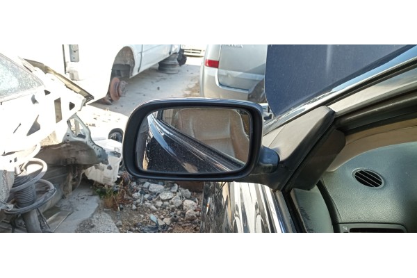 Recambio de retrovisor izquierdo para toyota avensis berlina (t25) 2.0 executive berlina (5-ptas.) referencia OEM IAM   