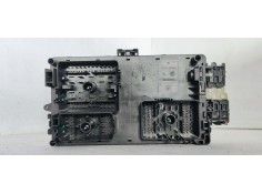 CAJA RELES / FUSIBLES 13275883 