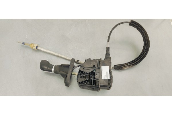 Recambio de palanca cambio para volkswagen tiguan (5n2) 2.0 tsi referencia OEM IAM 5N1713025K  