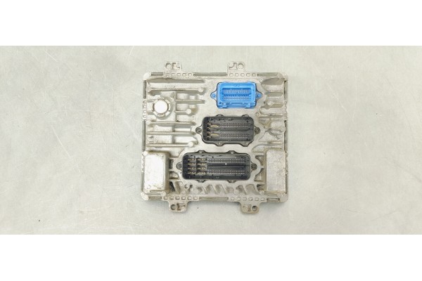Recambio de centralita motor uce para opel insignia berlina 2.0 cdti 170 fap referencia OEM IAM 55499362  
