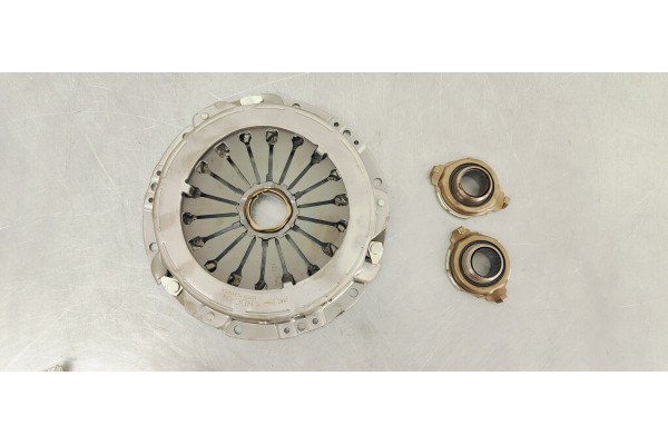 Recambio de kit embrague para hyundai getz (tb) referencia OEM IAM 826793  