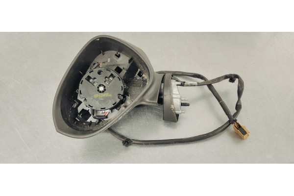 Recambio de retrovisor izquierdo para seat exeo berlina (3r2) 2.0 tdi 120 fap referencia OEM IAM E9024456  
