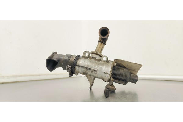 Recambio de valvula egr para renault megane ii berlina 5p confort dynamique referencia OEM IAM 8200488774A  