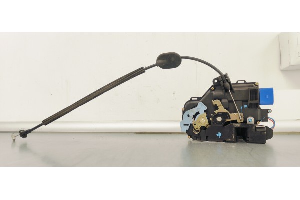 Recambio de cerradura puerta delantera izquierda para skoda octavia berlina (1z3) 1.9 tdi 105 referencia OEM IAM 3D2837015  