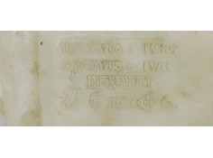 Recambio de deposito limpia para renault scenic ii grand confort dynamique referencia OEM IAM 8200104706C  