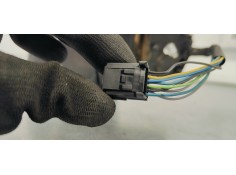 Recambio de retrovisor izquierdo para renault scenic iii 1.9 dci 130 referencia OEM IAM   