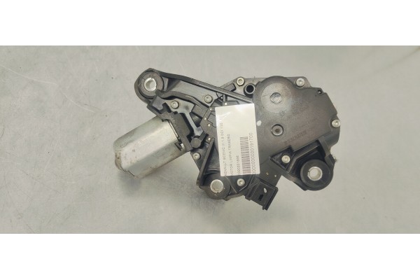Recambio de motor limpia trasero para renault scenic iii 1.9 dci 130 referencia OEM IAM 0390201856  