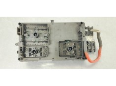 Recambio de caja reles / fusibles para opel insignia berlina 2.0cdti 130 fap referencia OEM IAM 13343479  