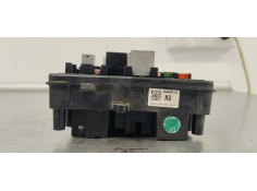 Recambio de caja reles / fusibles para opel insignia berlina 2.0cdti 130 fap referencia OEM IAM 13343479  