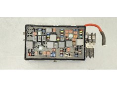 Recambio de caja reles / fusibles para opel insignia berlina 2.0cdti 130 fap referencia OEM IAM 13343479  