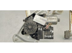 Recambio de elevalunas delantero derecho para renault scenic iii 1.9 dci 130 referencia OEM IAM 807300011R  