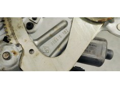 Recambio de elevalunas delantero izquierdo para renault scenic iii 1.9 dci 130 referencia OEM IAM 807310011R  