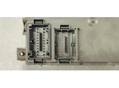 Recambio de caja reles / fusibles para opel corsa d 1.2i 80 referencia OEM IAM 13308950  