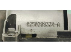 Recambio de cerradura puerta trasera derecha para renault scenic iii 1.9 dci 130 referencia OEM IAM 825020033R  