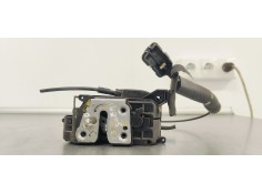 Recambio de cerradura puerta trasera derecha para renault scenic iii 1.9 dci 130 referencia OEM IAM 825020033R  