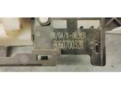 Recambio de maneta exterior delantera izquierda para renault scenic iii 1.9 dci 130 referencia OEM IAM 806070032R  