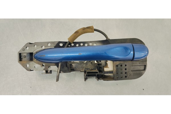 Recambio de maneta exterior trasera izquierda para renault scenic iii 1.9 dci 130 referencia OEM IAM 806070032R  