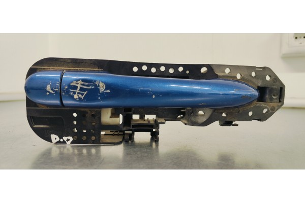 Recambio de maneta exterior delantera derecha para renault scenic iii 1.9 dci 130 referencia OEM IAM 806060041R  