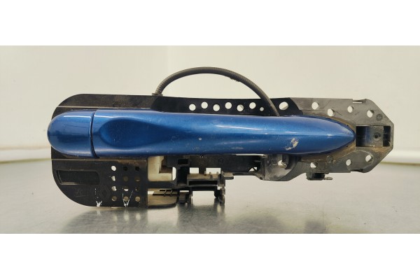Recambio de maneta exterior trasera derecha para renault scenic iii 1.9 dci 130 referencia OEM IAM 806060041R  