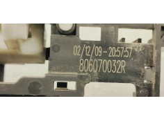 Recambio de maneta exterior delantera izquierda para renault scenic iii 1.9 dci 130 referencia OEM IAM 806070032R  