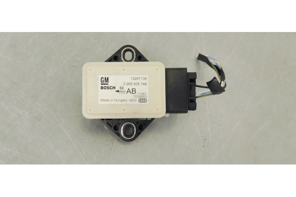 Recambio de sensor para opel meriva b referencia OEM IAM 0265005748  