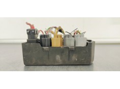Recambio de caja reles / fusibles para renault scenic iii 1.9 dci 130 referencia OEM IAM 284B62342R  