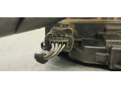 Recambio de cerradura puerta delantera derecha para renault scenic iii 1.9 dci 130 referencia OEM IAM 805020006R  