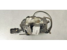 Recambio de cerradura puerta trasera izquierda para renault scenic iii 1.9 dci 130 referencia OEM IAM 825030032R  
