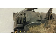 Recambio de cerradura puerta delantera derecha para renault scenic iii 1.9 dci 130 referencia OEM IAM 805020006R  
