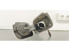 Recambio de tapa exterior combustible para renault clio iii 1.5dci 85 referencia OEM IAM 8200383466  