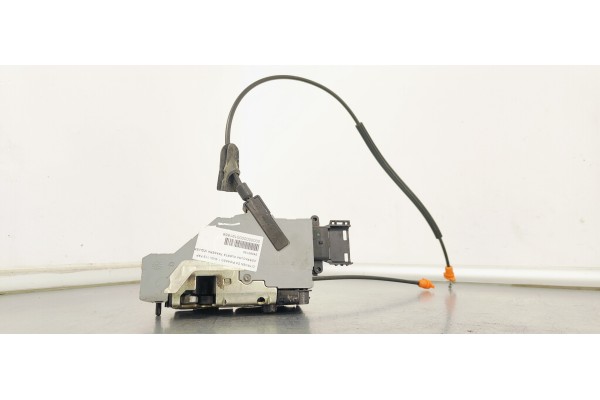 Recambio de cerradura puerta trasera izquierda para citroen c4 picasso 1.6hdi 112 fap referencia OEM IAM 24090158  