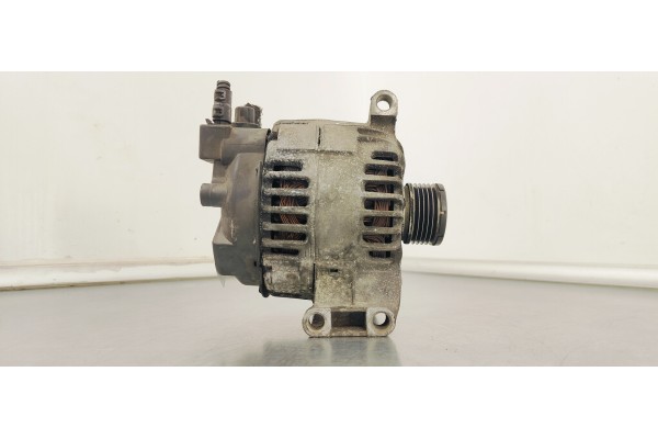 Recambio de alternador para mercedes-benz clase a (w169) referencia OEM IAM A6401540202  